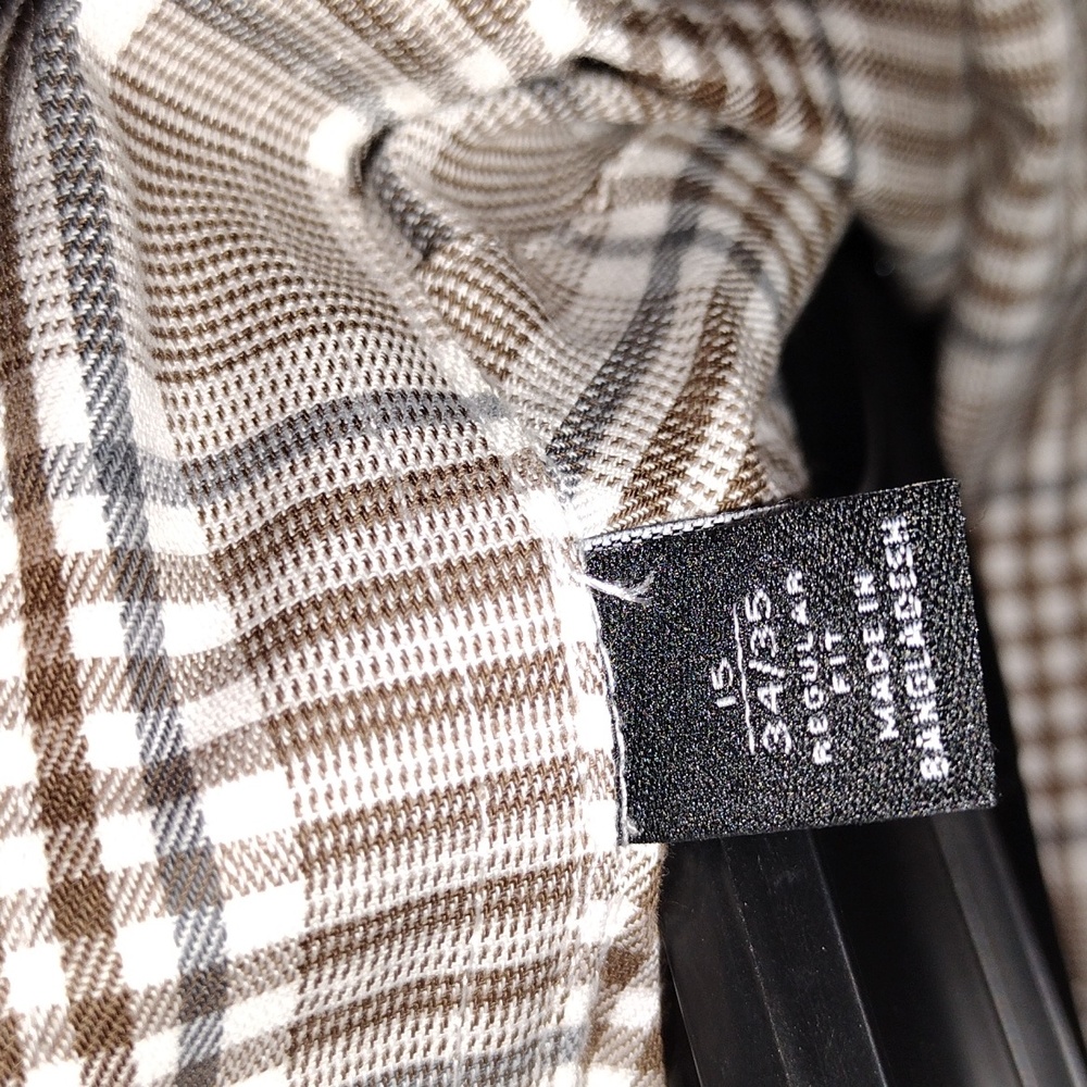 Men's Sean John button down brown, grey and beige shirt with fancy cuff links - Picture 5 of 5